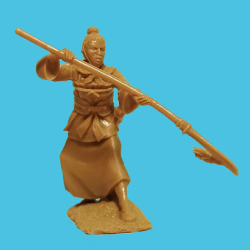04. Guerrier chinois nu tête avec lance.